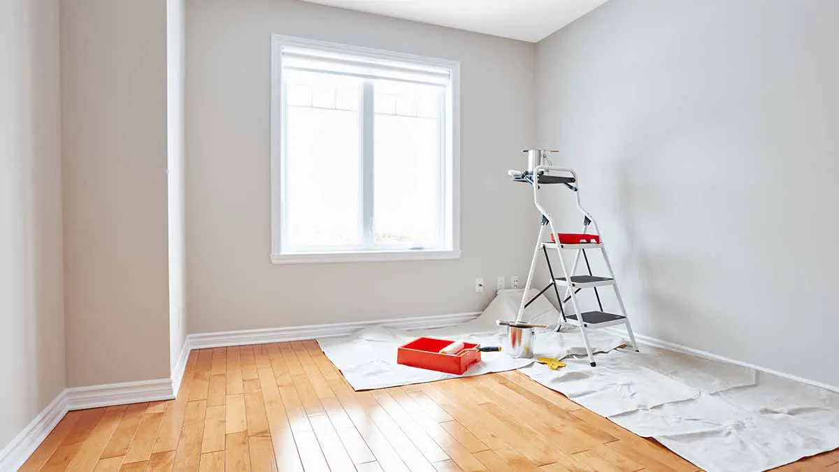 Professional interior room painting preparation and prep work in Topeka, KS by Royal Painting